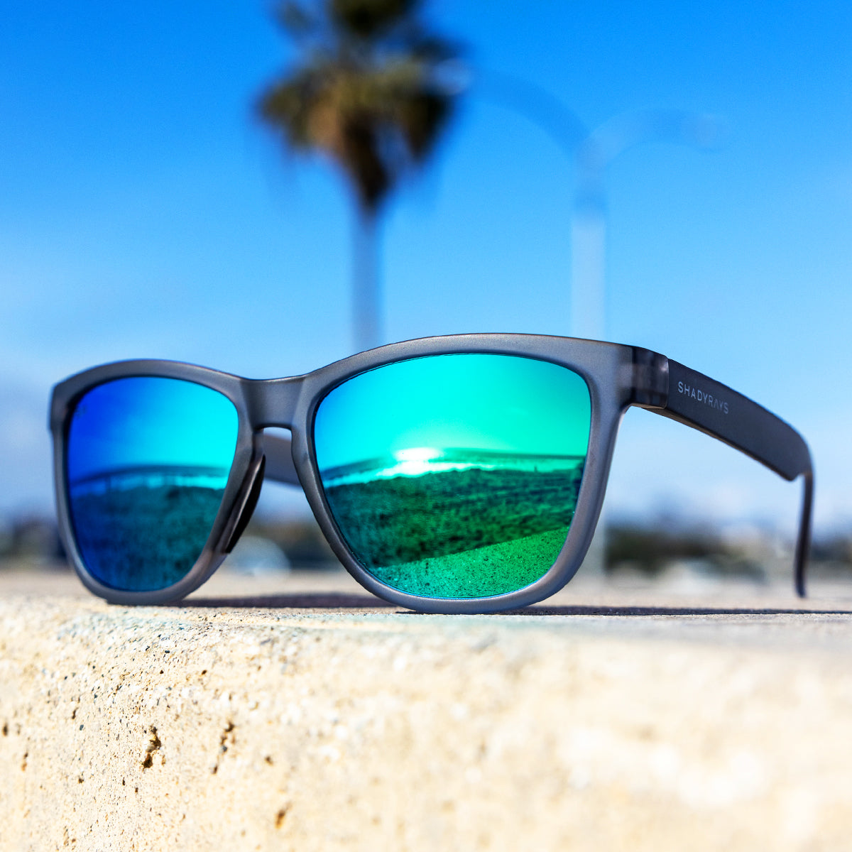 Cascade Emerald Smoke Polarized - Image 5