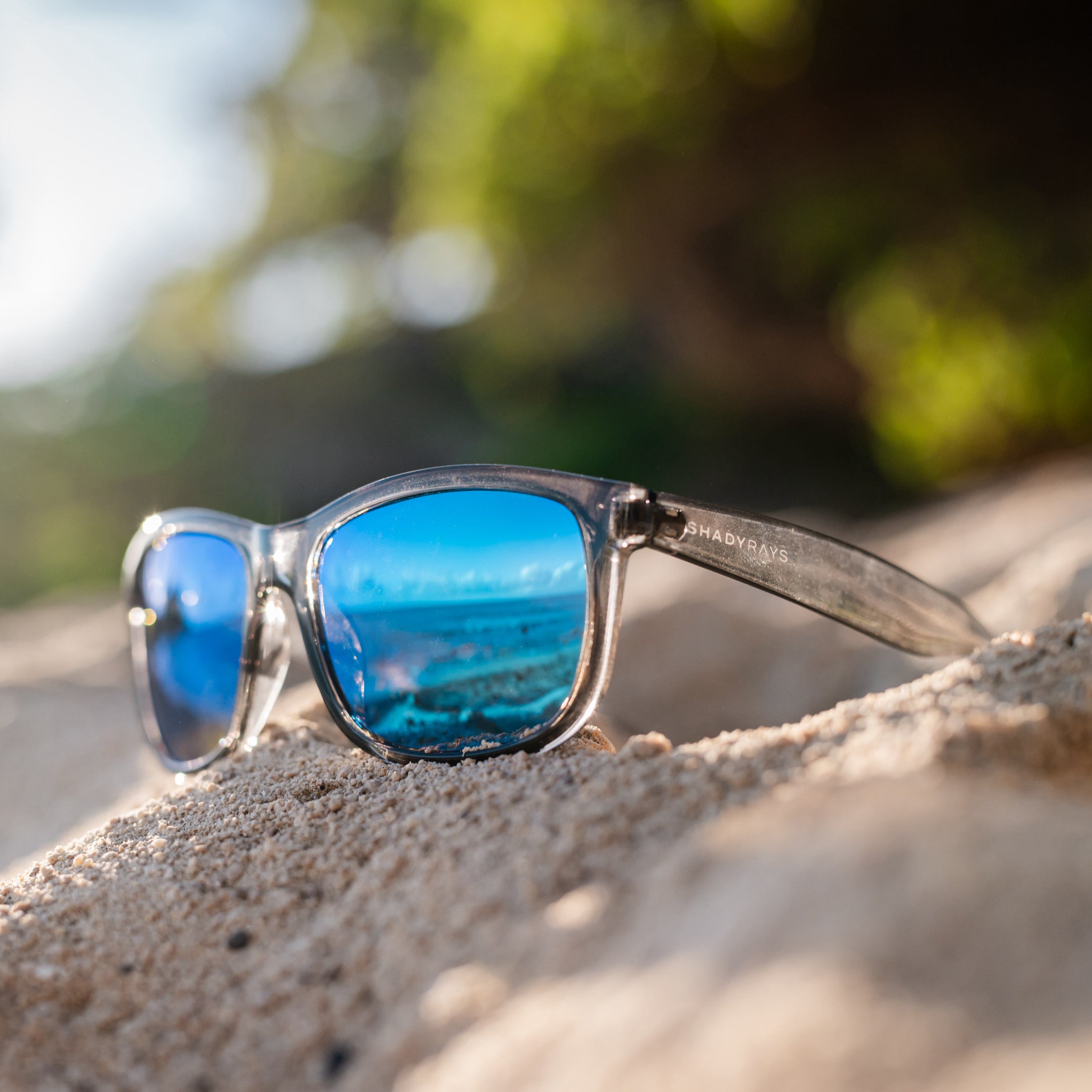 Signature Series Glacier Smoke Polarized - Image 5